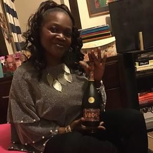 Meet your Posher, Victoria